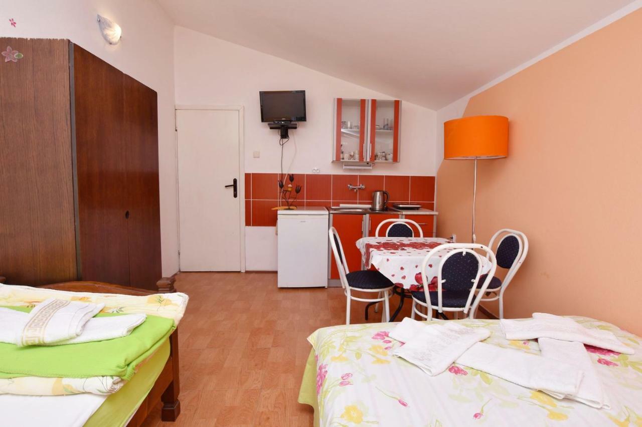 Apartments Siljak Petrovac na moru Exterior foto